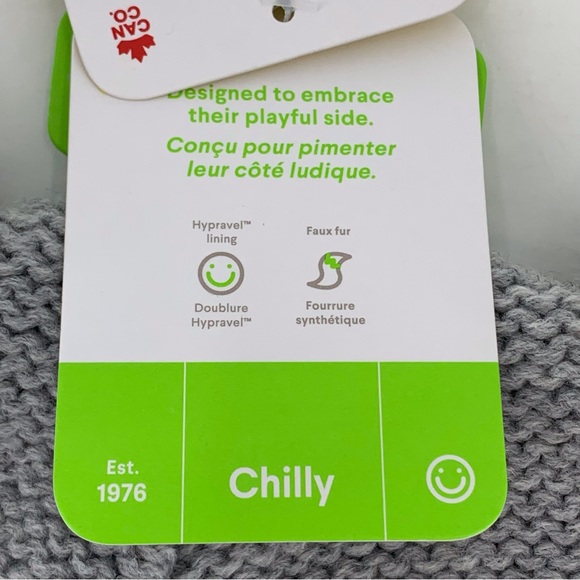 Hot Paws NWT Toddlers’ Grey Knit Toque with White PomPoms, 2 - 3 Years - Picture 13 of 14